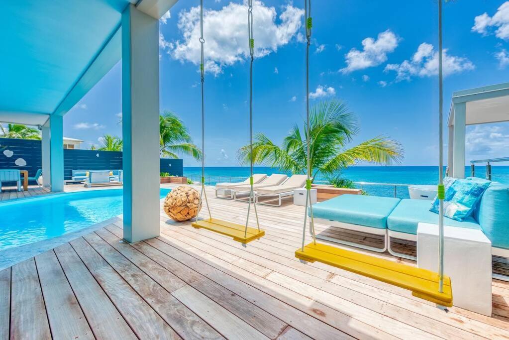 Surfsong Villa- Luxury Water Front Villa For 12 Maho Esterno foto