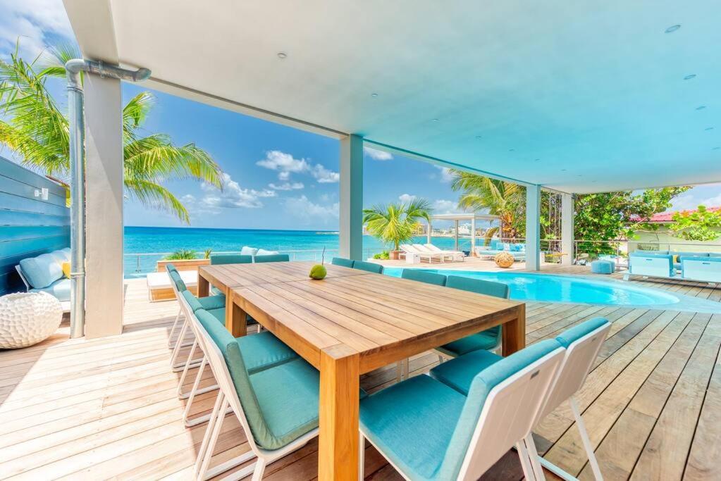 Surfsong Villa- Luxury Water Front Villa For 12 Maho Esterno foto