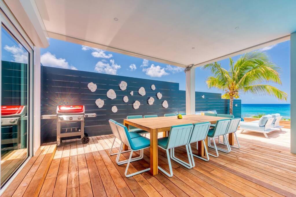 Surfsong Villa- Luxury Water Front Villa For 12 Maho Esterno foto