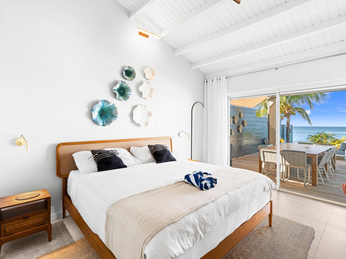Surfsong Villa- Luxury Water Front Villa For 12 Maho Esterno foto