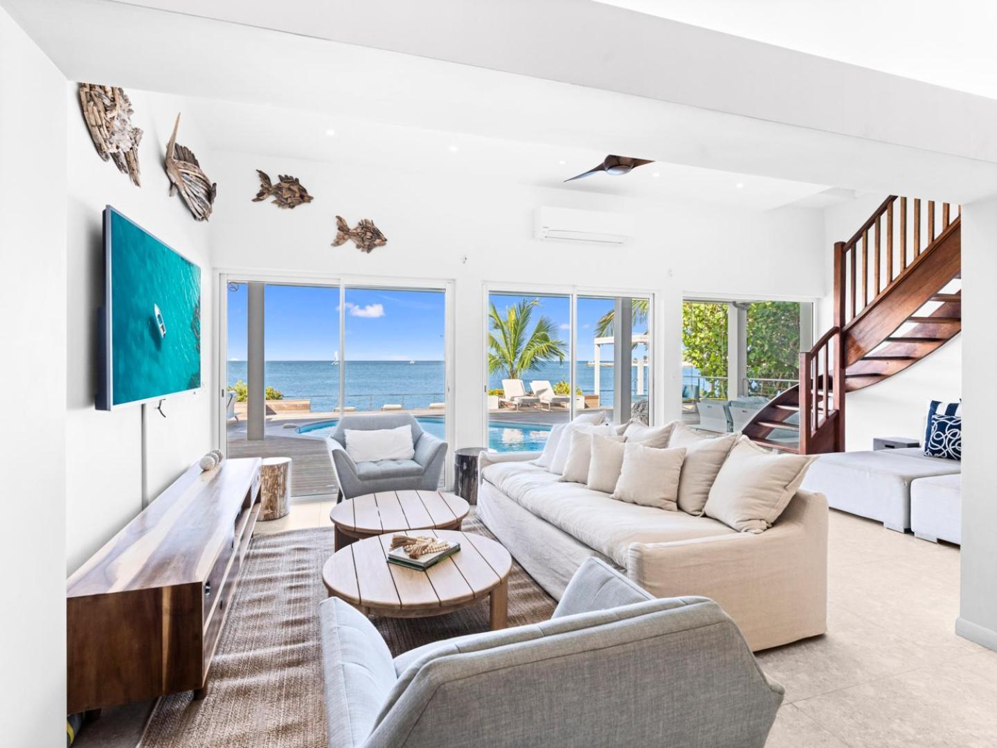 Surfsong Villa- Luxury Water Front Villa For 12 Maho Esterno foto