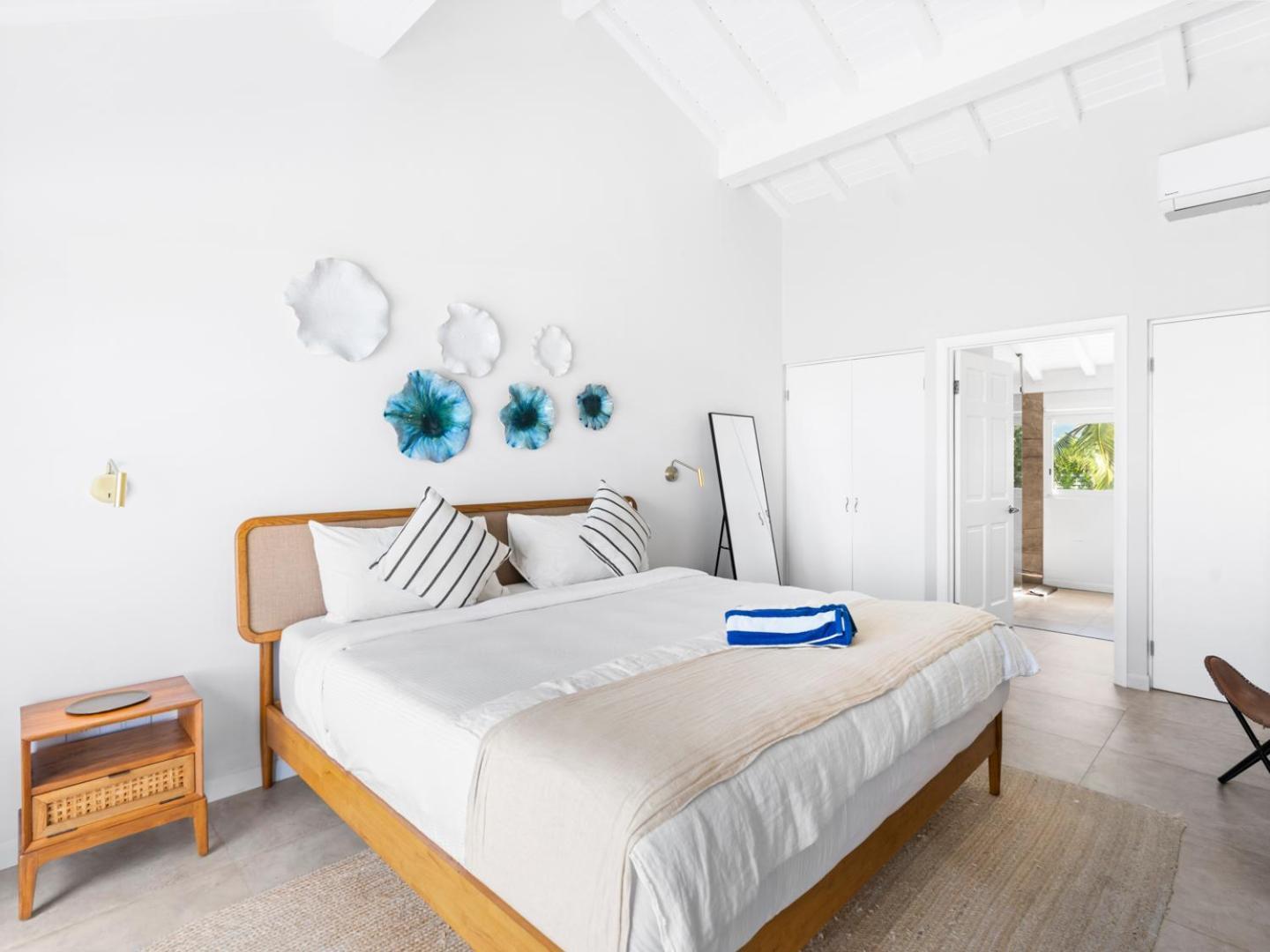 Surfsong Villa- Luxury Water Front Villa For 12 Maho Esterno foto